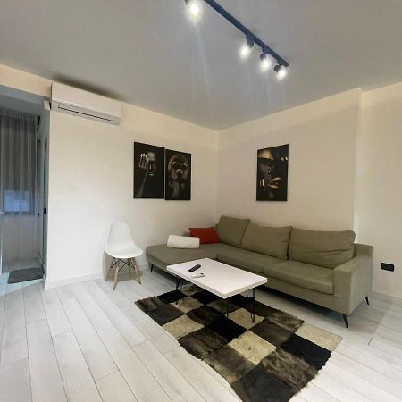 Your Apartment Tirana City Centre Екстер'єр фото