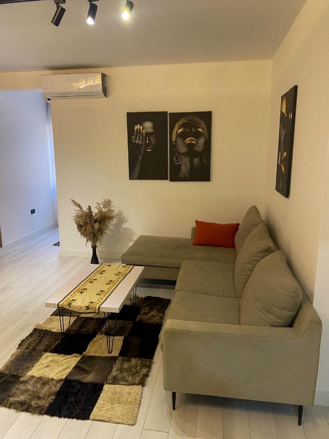 Your Apartment Tirana City Centre Екстер'єр фото