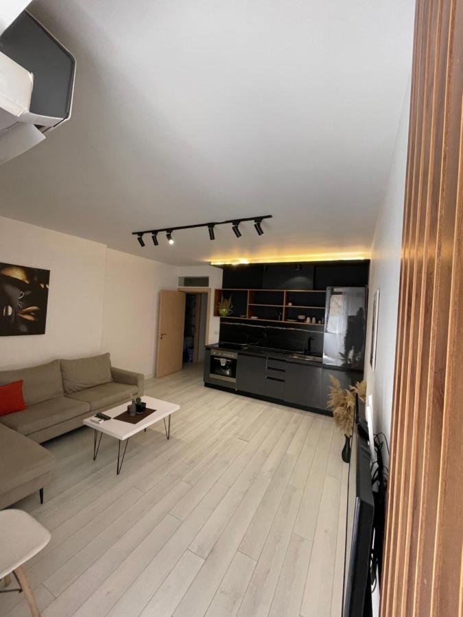 Your Apartment Tirana City Centre Екстер'єр фото
